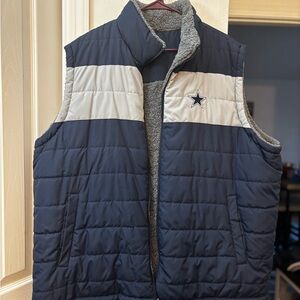 Dallas Cowboys reversible puffer vest
